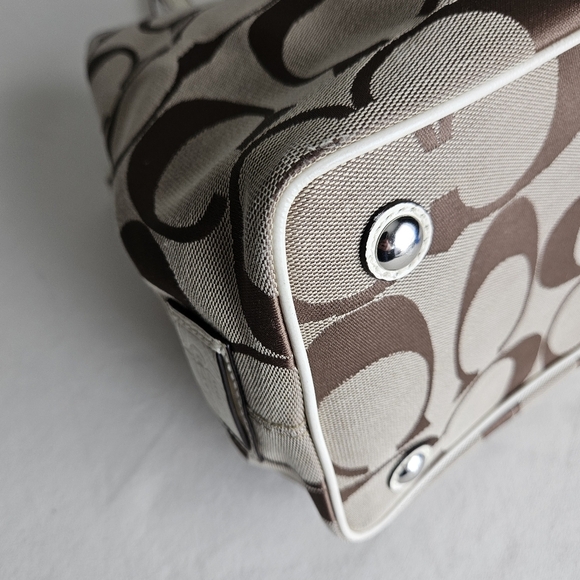 Coach Signature Brown and Cream Tote‎ Bag - Picture 7 of 14